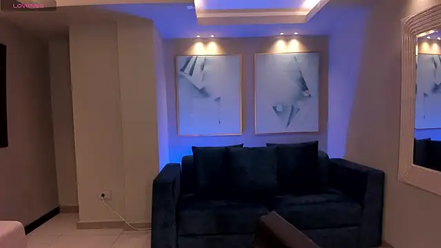 Snapshot of AnnaHoffman_ chatting on 2, 10, 2025 AnnaHoffman  online show from 2, 10, 2025