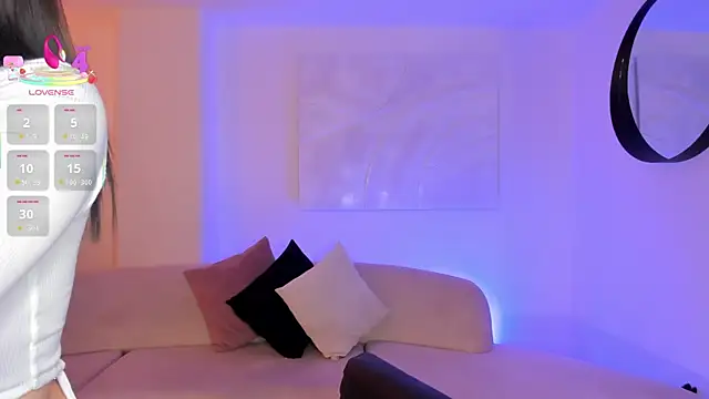 Snapshot of AnnaHoffman_ chatting on 8, 10, 2025 AnnaHoffman  online show from 8, 10, 2025