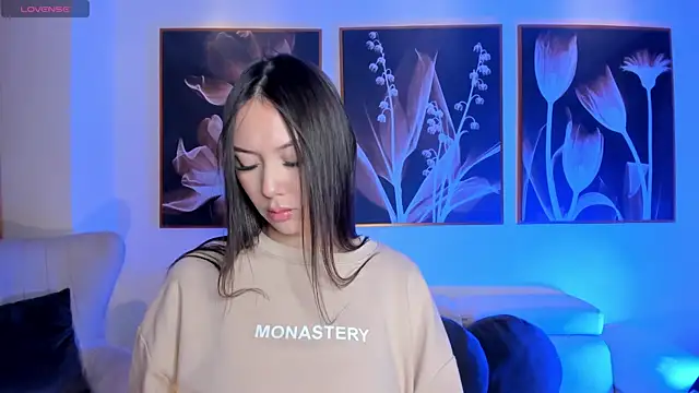 Snapshot of AnnaHoffman_ chatting on 16, 10, 2025 AnnaHoffman  online show from 16, 10, 2025