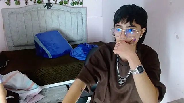 Britney thx online show from 20, 12, 2025