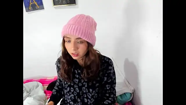 megan doll2123 online show from 30, 10, 2025