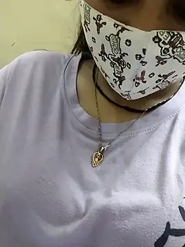 Snapshot of Sex_Queen_aaraya chatting on 15, 9, 2025 Sex Queen aaraya online show from 15, 9, 2025