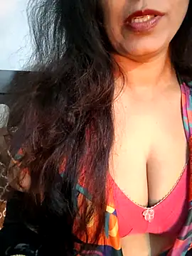 Deepa Sharma143 online show from 17, 1, 2026