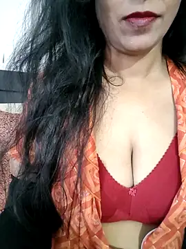Snapshot of Deepa_Sharma143 chatting on 4, 3, 2026 Deepa Sharma143 online show from 4, 3, 2026