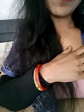 Snapshot of Deepa_Sharma143 chatting on 9, 4, 2026 Deepa Sharma143 online show from 9, 4, 2026