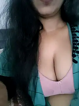 Snapshot of Deepa_Sharma143 chatting on 10, 4, 2026 Deepa Sharma143 online show from 10, 4, 2026