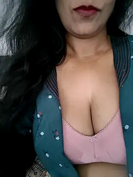 Snapshot of Deepa_Sharma143 chatting on 17, 4, 2026 Deepa Sharma143 online show from 17, 4, 2026