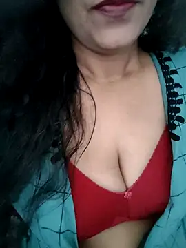 Snapshot of Deepa_Sharma143 chatting on 4, 5, 2026 Deepa Sharma143 online show from 4, 5, 2026