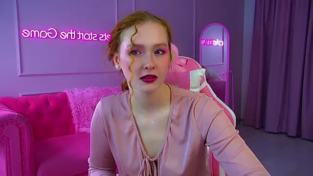 AgataFoxley online show from 23, 9, 2025