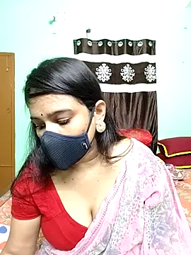 naughty nataasa online show from 19, 11, 2025