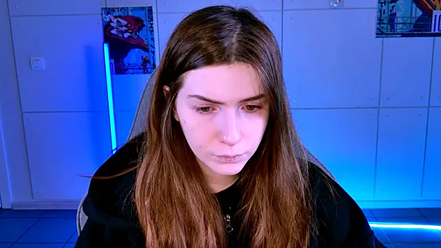 AliceCUNTach online show from 30, 10, 2025