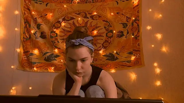 AliceCUNTach online show from 3, 4, 2026