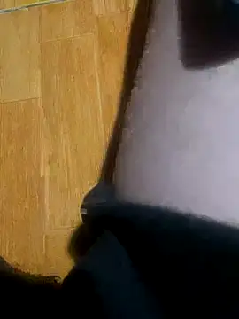 Snapshot of dogslavehf chatting on 9, 11, 2025 dogslavehf online show from 9, 11, 2025