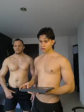 Snapshot of TeddyBear_07 chatting on 3, 3, 2026 TeddyBear 07 online show from 3, 3, 2026