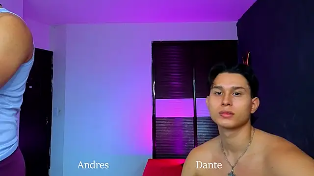 Snapshot of TeddyBear_07 chatting on 15, 4, 2026 TeddyBear 07 online show from 15, 4, 2026