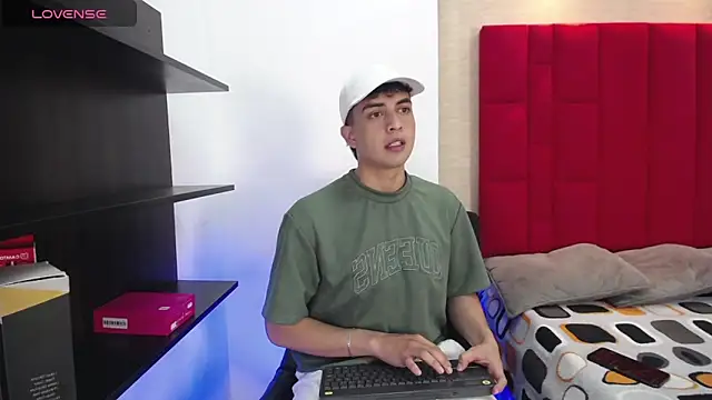 Cady Hot online show from 27, 10, 2025