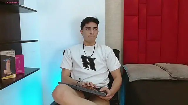 Cady Hot online show from 18, 11, 2025