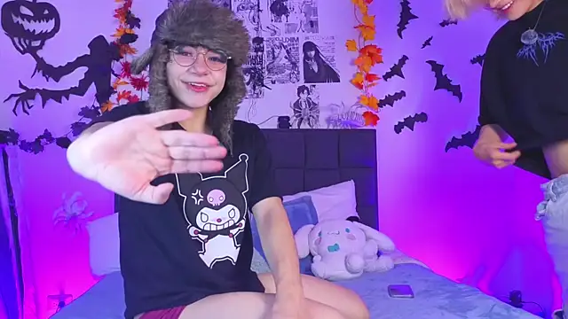 Snapshot of Vamps_Lovers chatting on 29, 10, 2025 Vamps Lovers online show from 29, 10, 2025