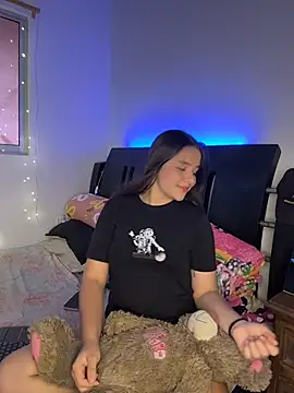 Ashley and Zoe online show from 7, 3, 2026