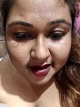 Snapshot of hotbhabhi011 chatting on 11, 9, 2025 hotbhabhi011 online show from 11, 9, 2025