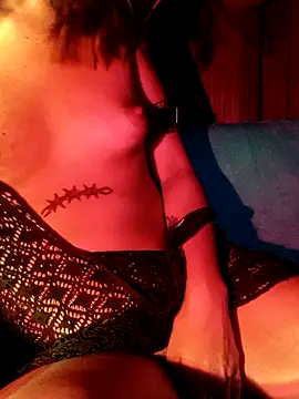 malvinaAAA online show from 5, 12, 2025