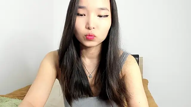 Soyun Mia online show from 7, 1, 2026