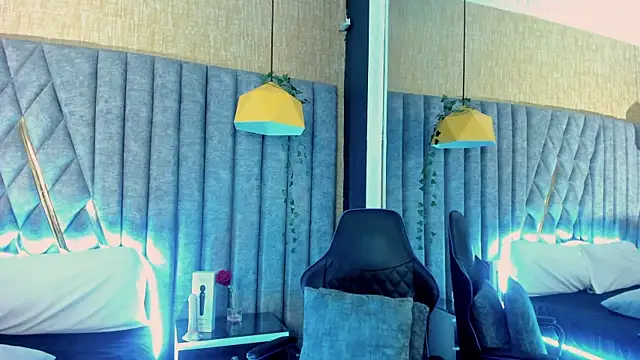 SkylerBloomm online show from 2, 3, 2026