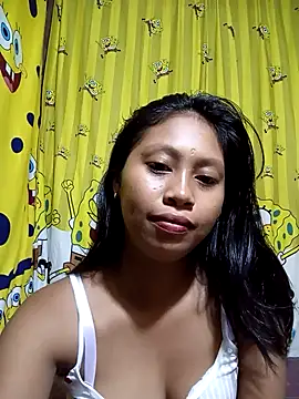 Snapshot of UrSweetAsianLady_02 chatting on 13, 10, 2025 UrSweetAsianLady 02 online show from 13, 10, 2025