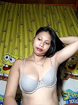 Snapshot of UrSweetAsianLady_02 chatting on 27, 11, 2025 UrSweetAsianLady 02 online show from 27, 11, 2025