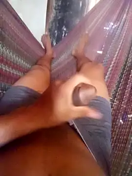 Snapshot of pauzao23vm chatting on 27, 10, 2025 pauzao23vm online show from 27, 10, 2025