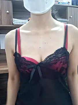 LazdyLy online show from 15, 10, 2025