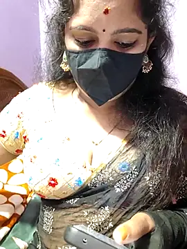 luci-queen online show from 21, 9, 2025