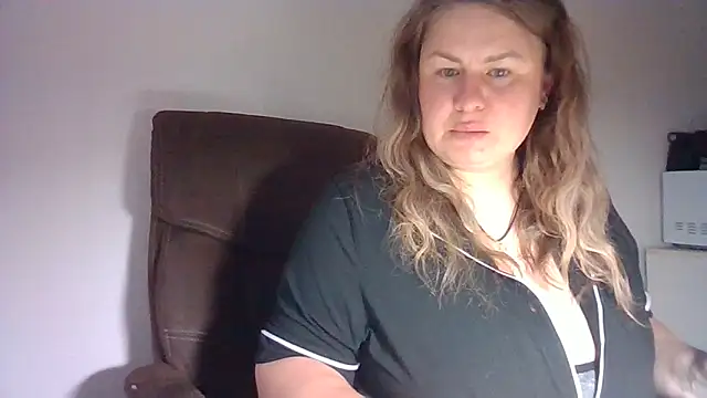 Snapshot of MartaXLove chatting on 21, 9, 2025 MartaXLove online show from 21, 9, 2025