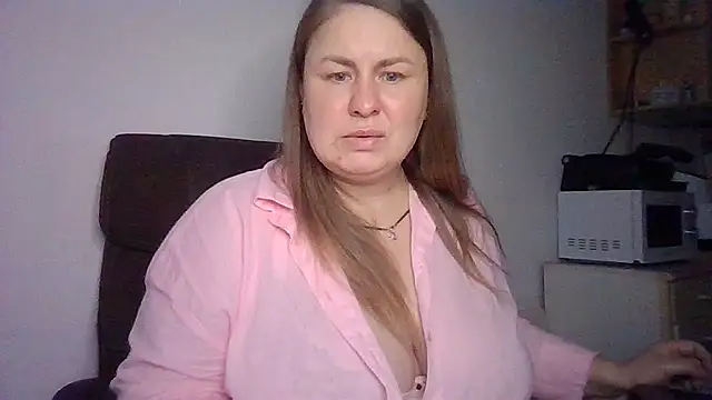 Snapshot of MartaXLove chatting on 29, 9, 2025 MartaXLove online show from 29, 9, 2025