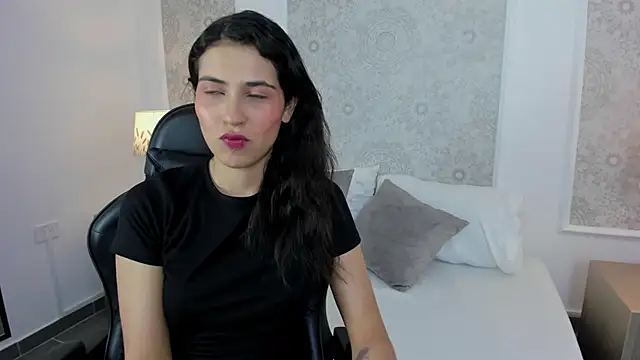 Snapshot of desireee_ chatting on 6, 5, 2026 desireee online show from 6, 5, 2026