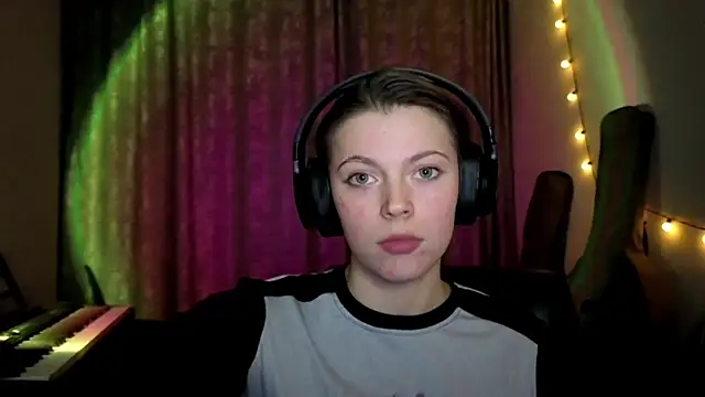 CutieAnny online show from 3, 3, 2026