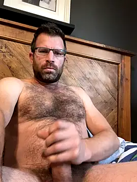 Snapshot of kyle_YEG chatting on 11, 11, 2025 kyle YEG online show from 11, 11, 2025