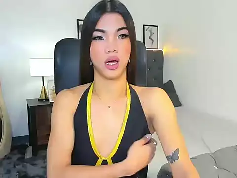 CassieSommereux online show from 20, 10, 2025