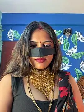 Snapshot of V-Hot-Sweti chatting on 18, 6, 2026 V-Hot-Sweti online show from 18, 6, 2026