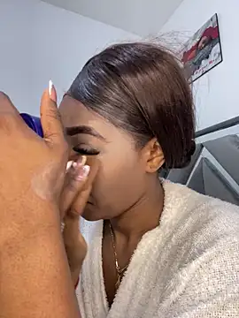 zaracollins01 online show from 16, 2, 2026