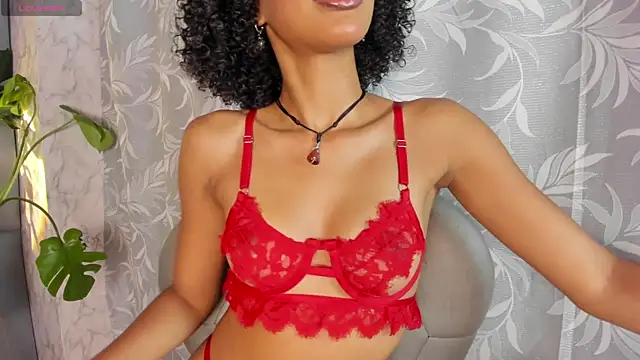 Snapshot of aylacallowey chatting on 11, 4, 2026 aylacallowey online show from 11, 4, 2026