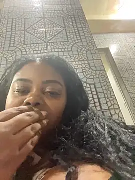 LunaSthena online show from 20, 11, 2025