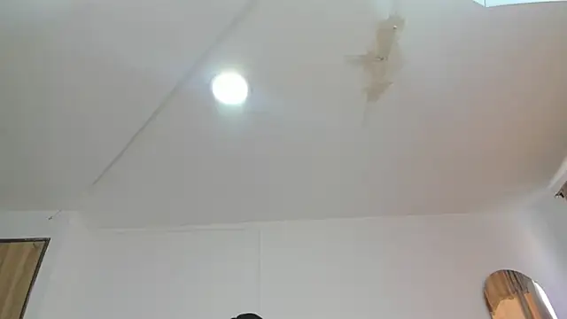 Snapshot of ZoeeGuzman chatting on 13, 11, 2025 ZoeeGuzman online show from 13, 11, 2025