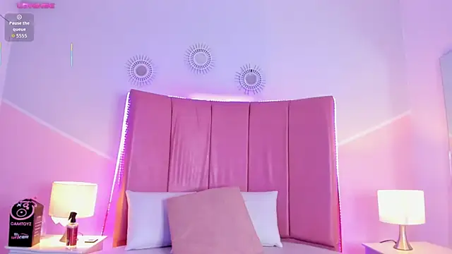  mia foxx online show from 29, 9, 2025