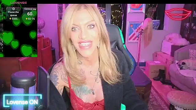 Snapshot of xl_uk_top_trans chatting on 21, 4, 2026 xl uk top trans online show from 21, 4, 2026