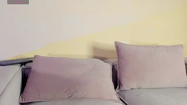 Snapshot of Vahl_- chatting on 29, 9, 2025 Vahl - online show from 29, 9, 2025