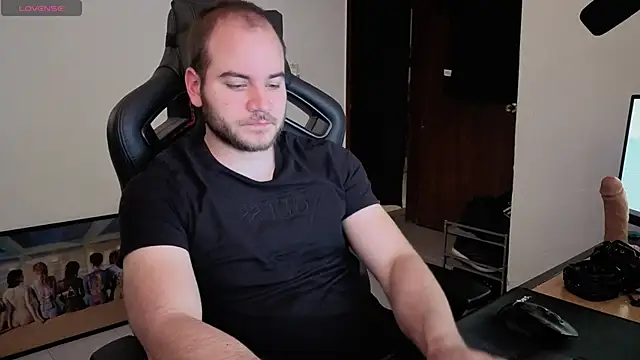 Snapshot of Paul00474 chatting on 20, 10, 2025 Paul00474 online show from 20, 10, 2025