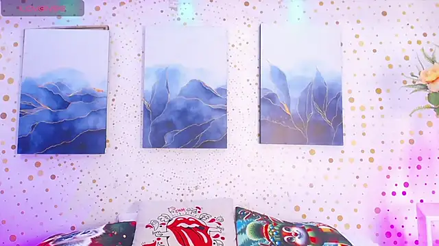 Emily Vaughan online show from 17, 12, 2025