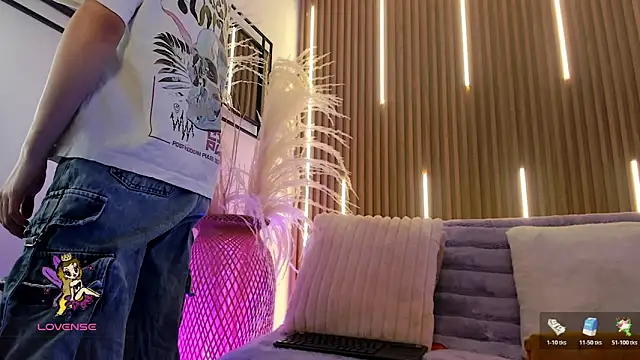 ArianaSantana online show from 21, 11, 2025