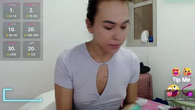 Snapshot of missblu chatting on 3, 5, 2026 missblu online show from 3, 5, 2026